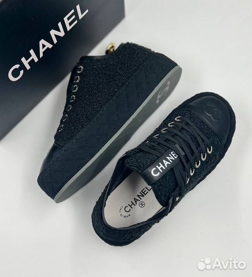 Женские кроссовки chanel