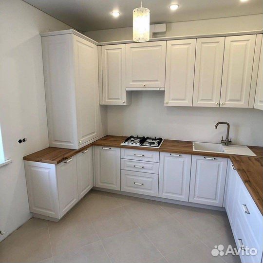 Кухня угловая на заказ, бесплатный замер