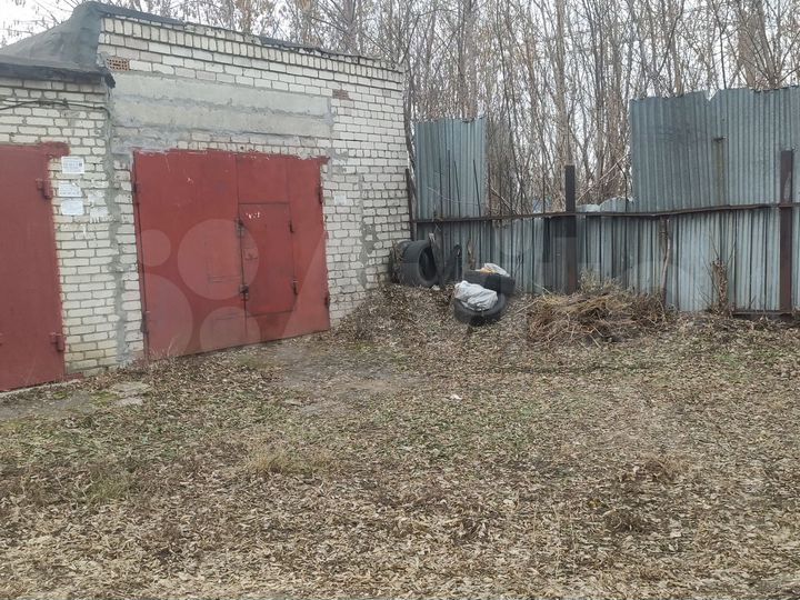 Гараж, > 30 м²