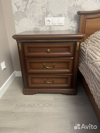 Спальный гарнитур 