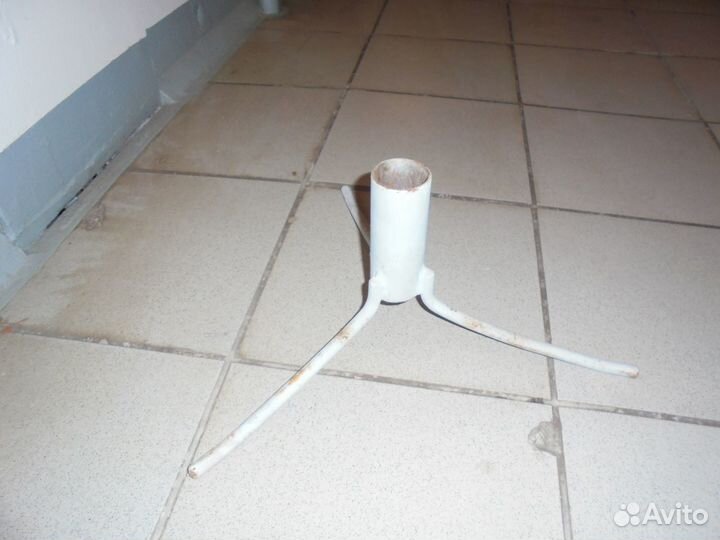 Подставка для живой елки