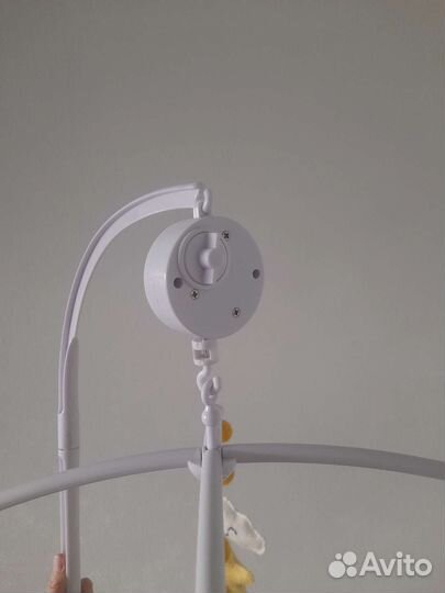 Мобиль на детскую кроватку