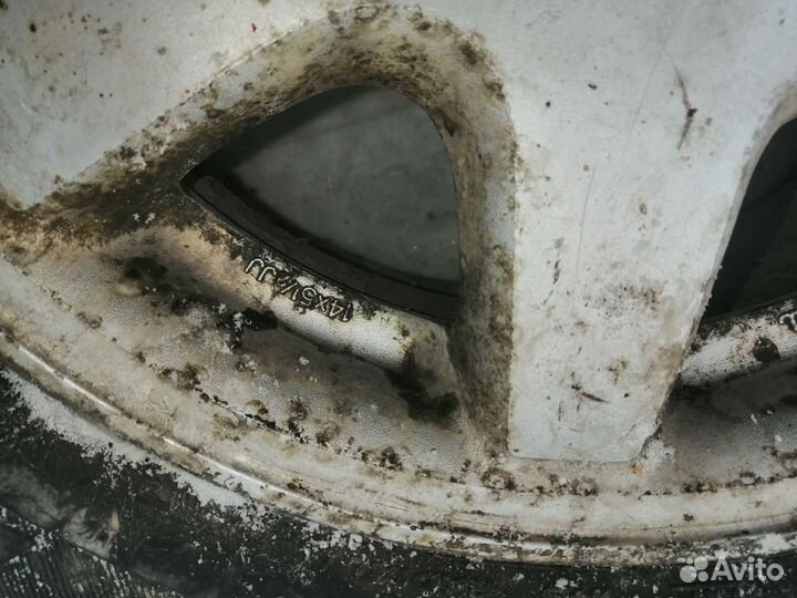 R14 Accelera Beta 185/60, PCD 4x98 DIA 20