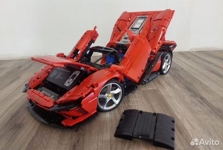 Аналог Lego Technic Ferrari Daytona sp3 42143