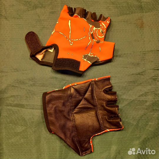 Перчатки без пальцев спортивные Viking