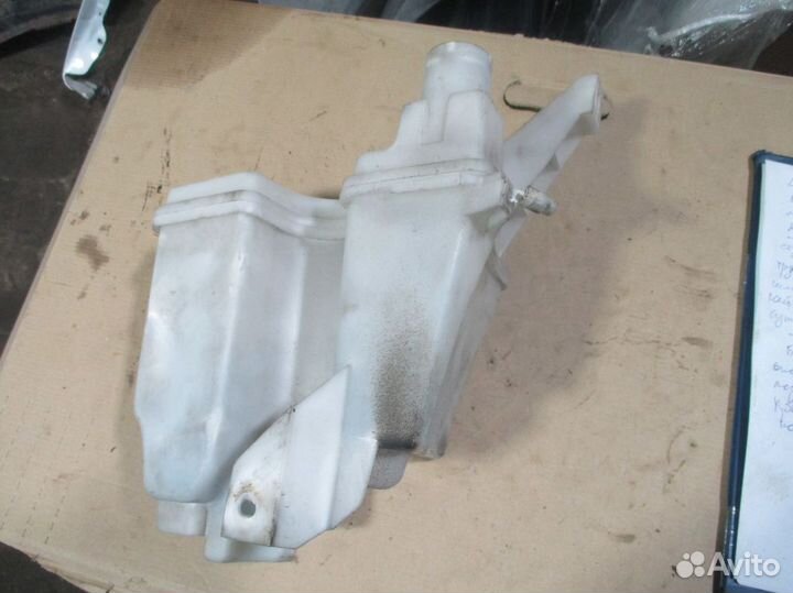 Бачок омывателя 289101KA0B Ниссан Жук F15 с 2010 г