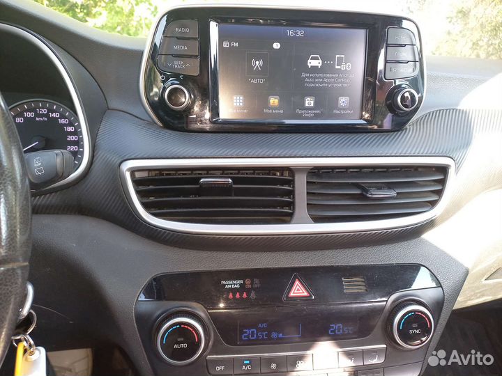 Hyundai Tucson 2.0 AT, 2018, 100 000 км