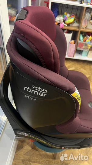 Автомобильное кресло britax romer