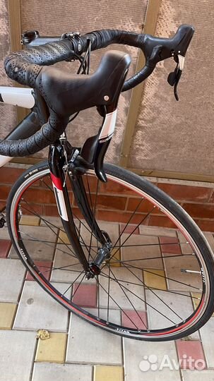 Шоссейный велосипед Titan