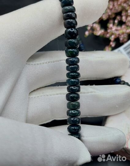 Бусы с черным опалом
