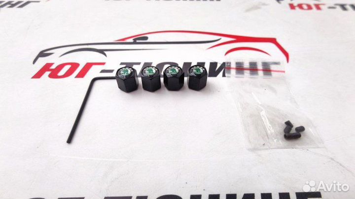 Колпачки на ниппель Skoda black