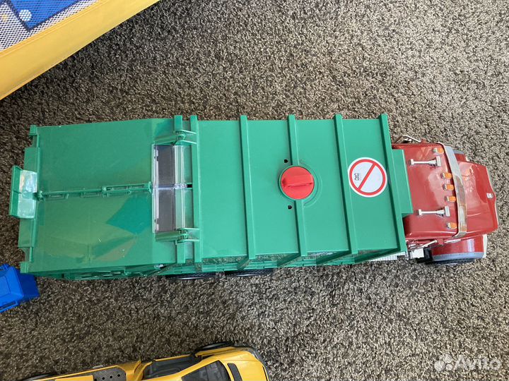 Мусоровоз bruder+ эвакуатор