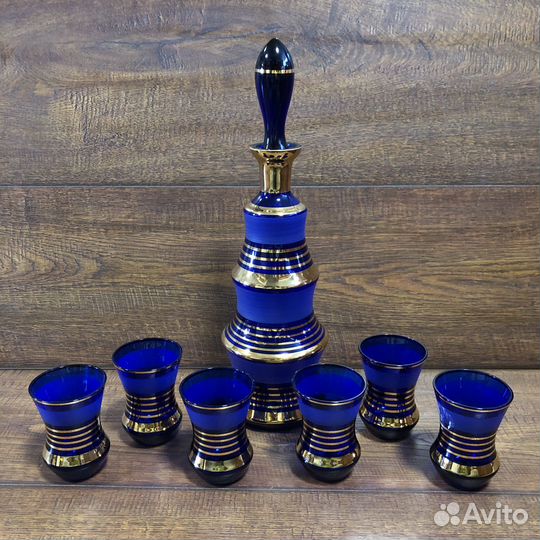 Графин и стопки. Кобальтовое стекло. Богемия