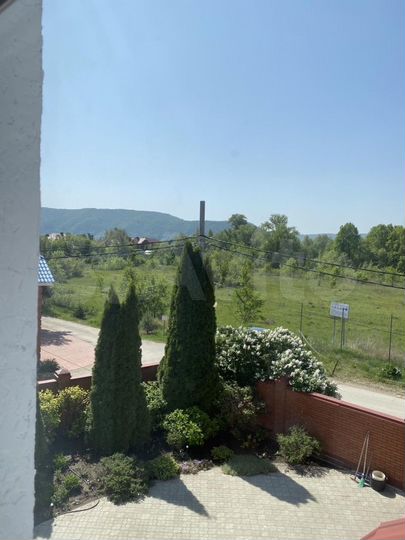 Коттедж 268,3 м² на участке 12 сот.