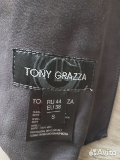 Дубленка натуральная женская с капюшоном