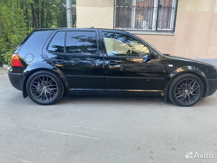 Volkswagen Golf 1.6 МТ, 2002, 165 000 км