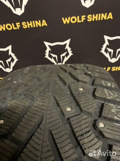 Pirelli Ice Zero SUV 295/40 R21 111H