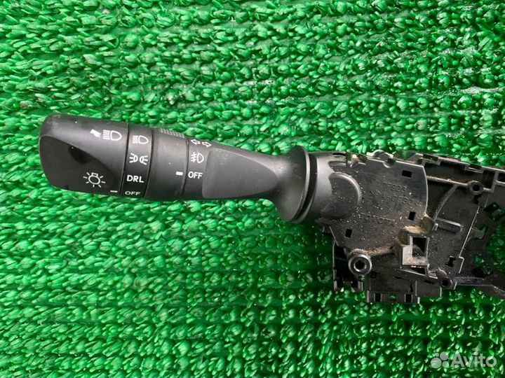 Подрулевой переключатель Toyota Tacoma