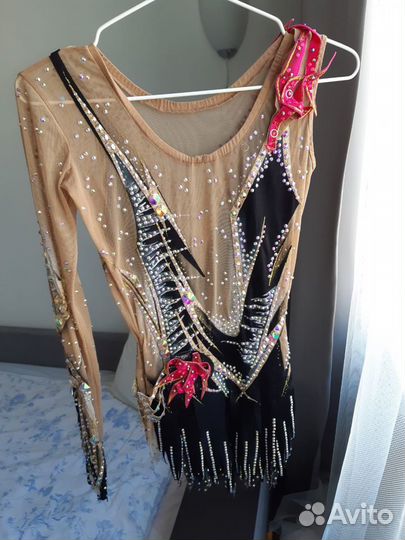 Купальник для художественной гимнастики