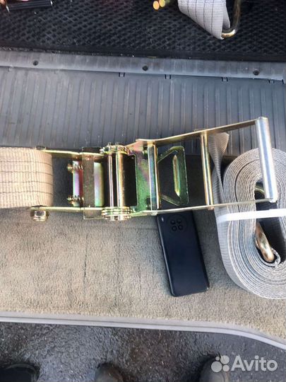 Ремень стяжной. Стяжка груза. Ремень крепления