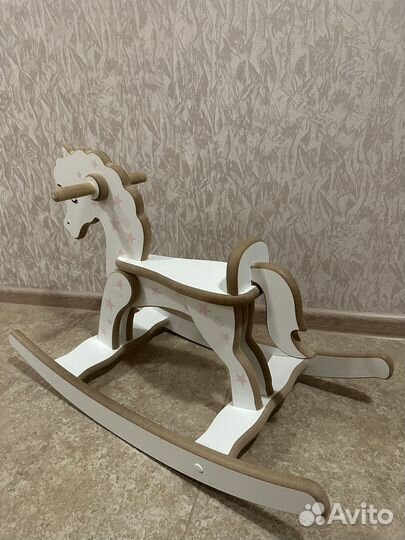 Лошадь качалка деревянная