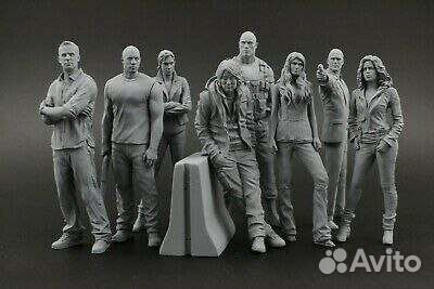 Настольная фигурка