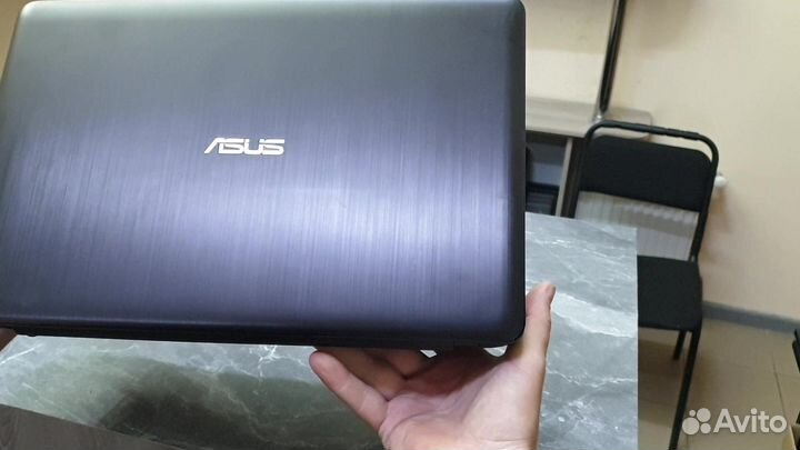 Ноутбук Asus (экран Full HD, 4 ядра, карта Nvidia)