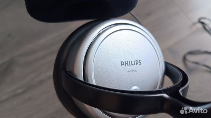 Проводные наушники Philips SHP 2500