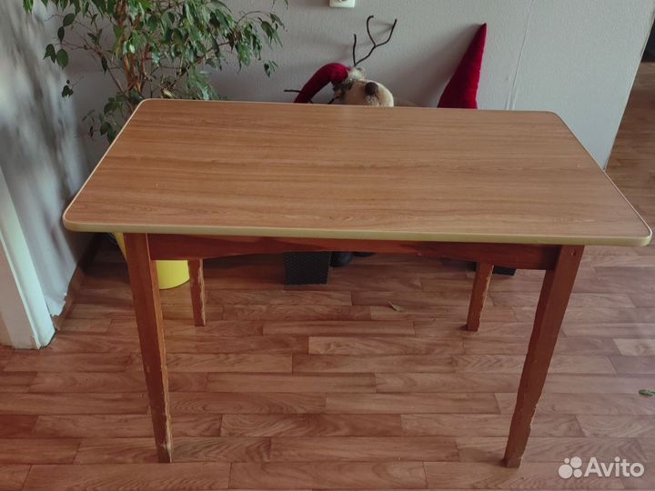 Кухонный стол бу