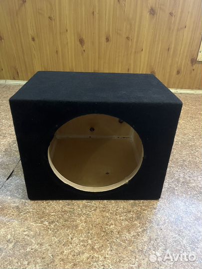 Короб для сабвуфера 10 закрытый ящик