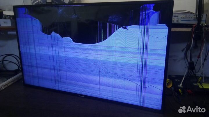 Телевизор Panasonic TX-43DR300ZZ на запчасти