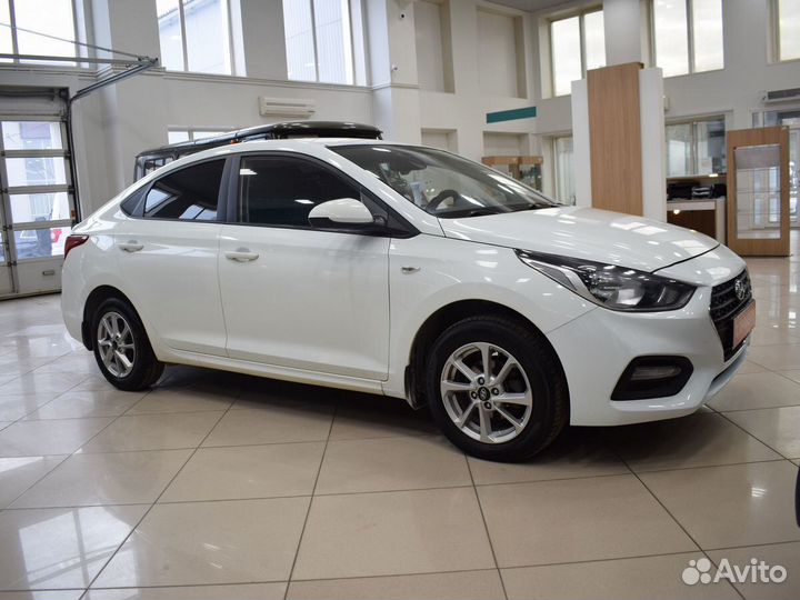 Hyundai Solaris 1.6 AT, 2018, 170 000 км