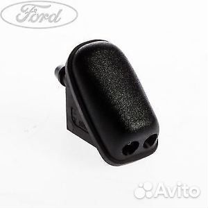 Ford Focus форсунка омывателя лобового стекла