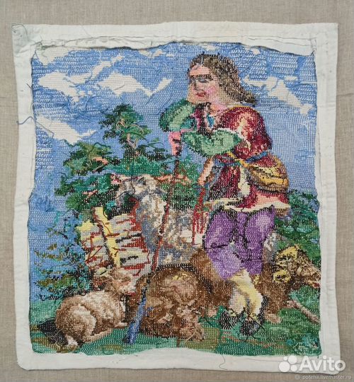 Две вышитые картины