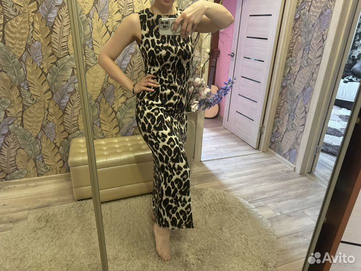 Платье леопардовые 46-48 ткань прадо