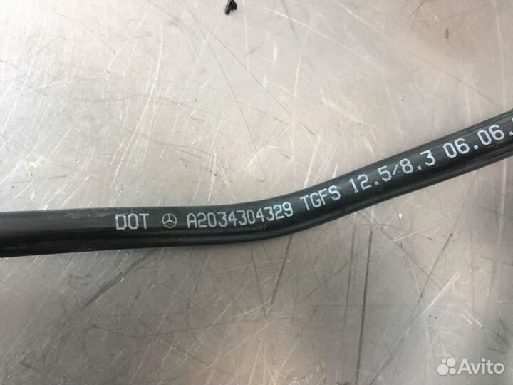 Трубка вакуумная Mercedes C-Class W203 OM646 2.2