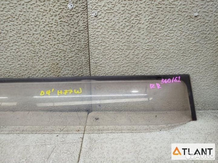 Ветровик задний правый mitsubishi pajero IO