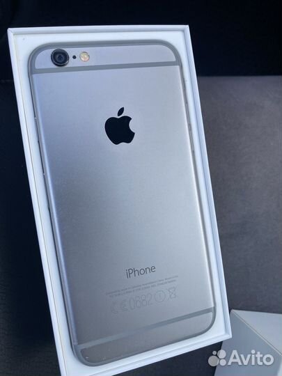 Телефон iPhone 6