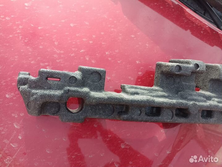 Наполнитель переднего бампера Kia Sorento 3