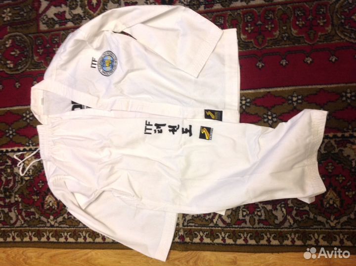 Продаю экипировку для taekwondo ITF
