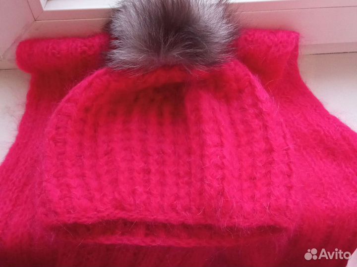 Продается мохеровый комплект женская шапка с шарфо