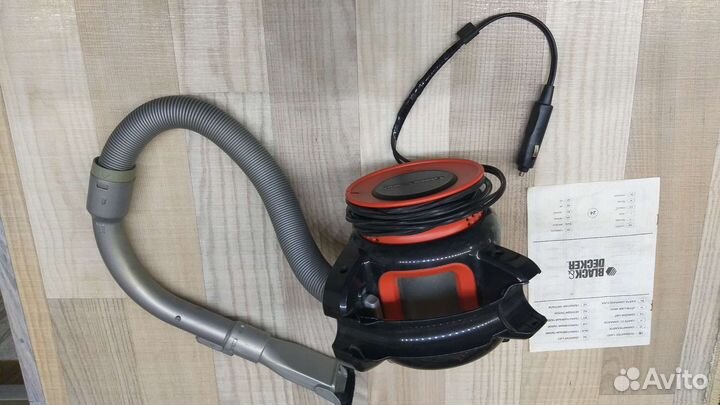 Автомобильный пылесос black decker