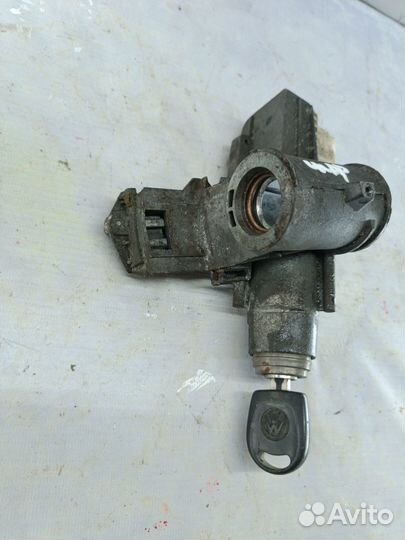 Замок зажигания Volkswagen Sharan