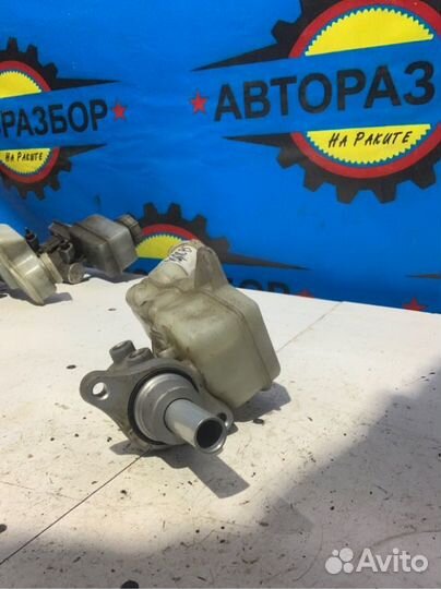 Главный тормозной цилиндр Mitsubishi Lancer 10