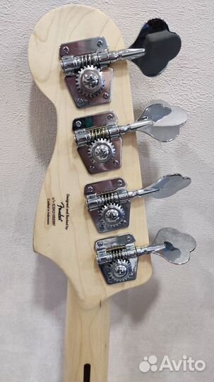 Бас fender squier Affinity 2021 Precision Bass