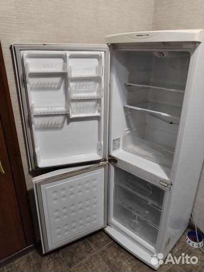 Холодильник бу lg