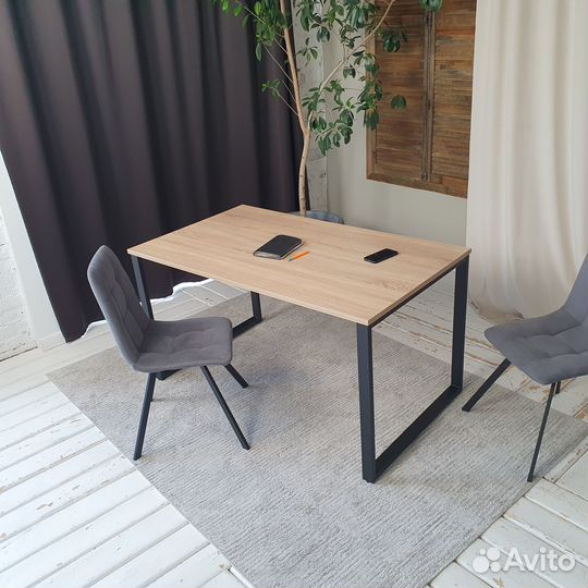 Компьютерный стол Лофт Дуб 140*80 см. Черные ножки