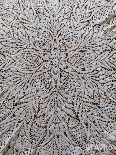 Скатерть круглая вязаная