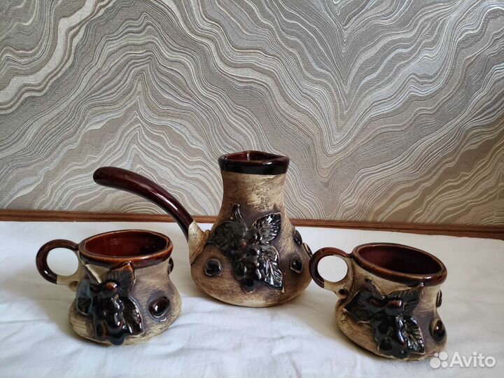 Турка керамическая+две чашки