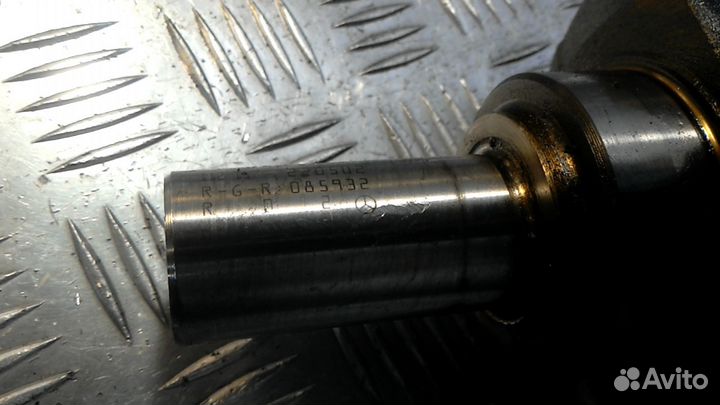 Коленвал A1120302601 Mercedes S W220 (1998-2005)